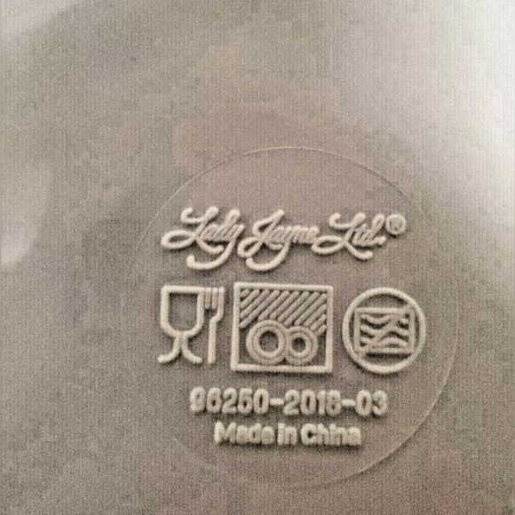 4 Pc Set Lady Jayne Ltd Punch Studio Pineapple Melamine Salad Plates New - Picture 4 of 4